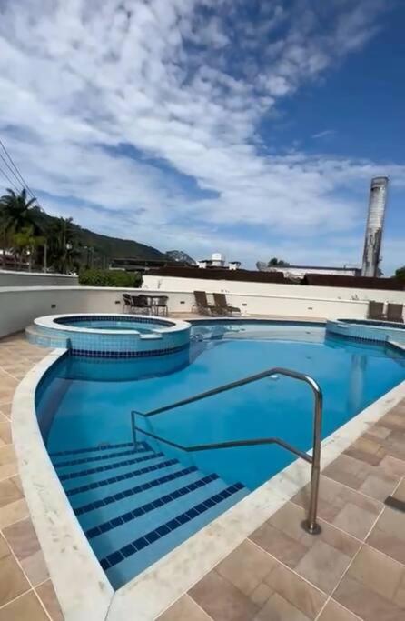 Apartamento Lindo Na Praia Da Enseada - Ubatuba Luaran gambar